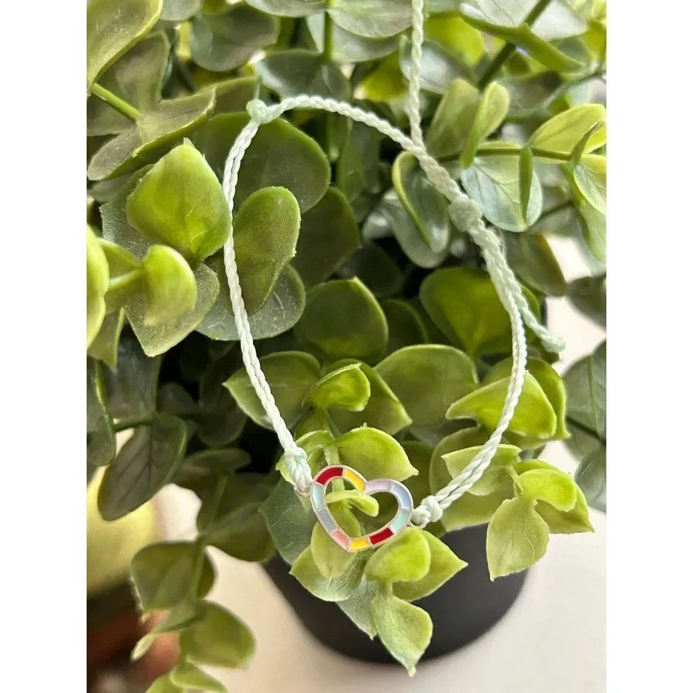Pura Vida‎ Heart Charm Enamel Bracelet